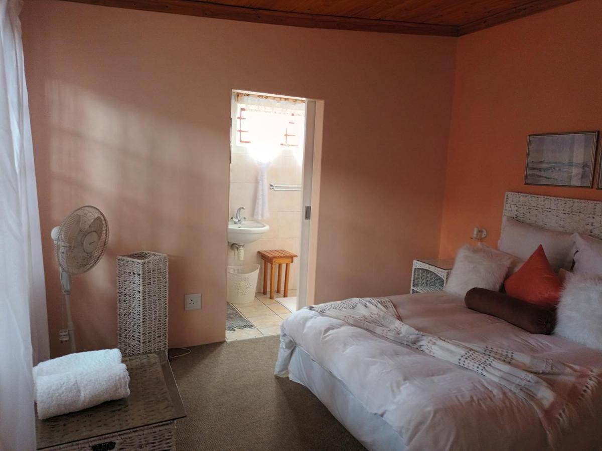 Huis Klipdriftself Catering &B&B Henties Bay Extérieur photo